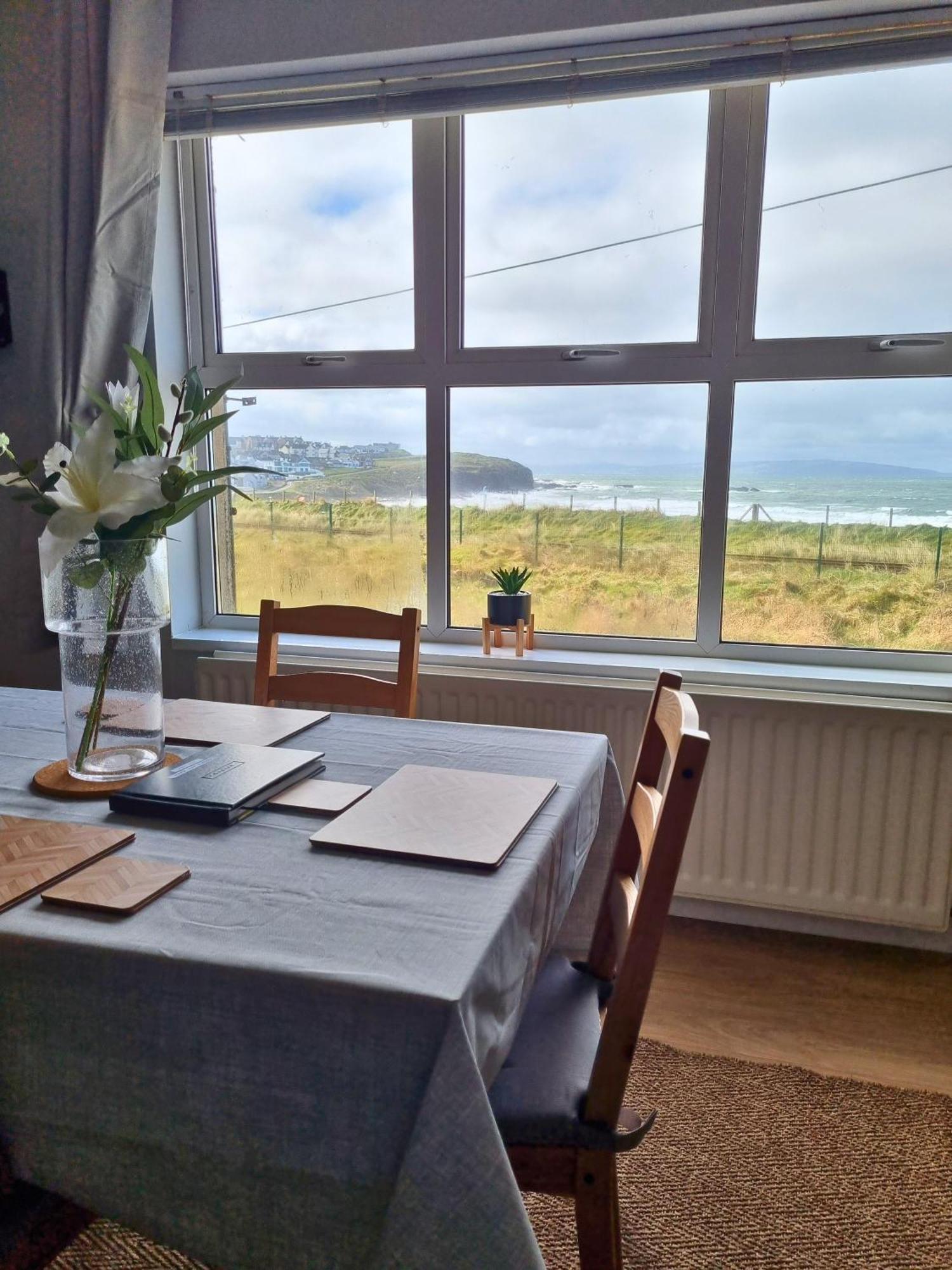 Apartament 6 Dunluce Park - Portrush By The Sea Zewnętrze zdjęcie