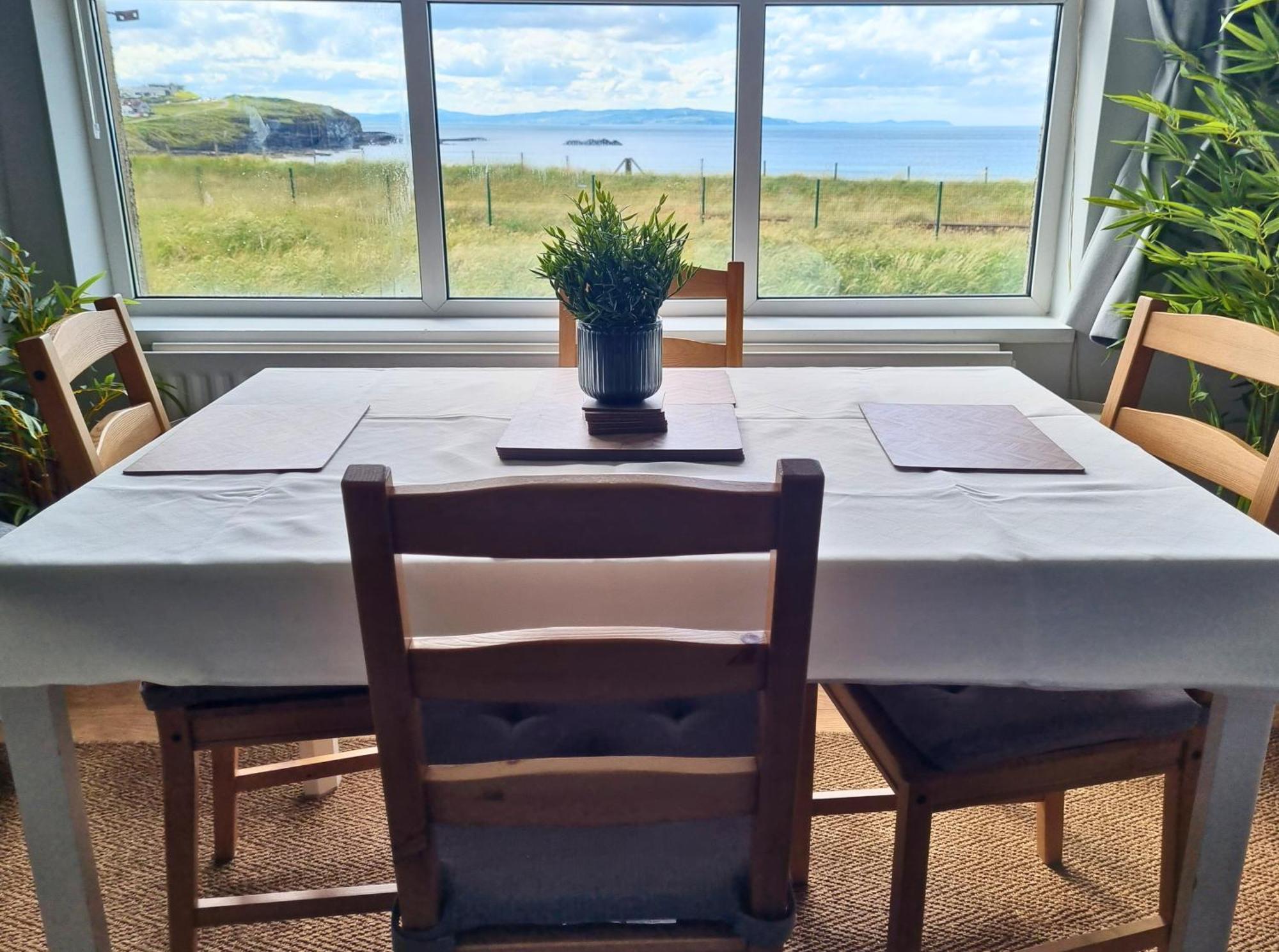 Apartament 6 Dunluce Park - Portrush By The Sea Zewnętrze zdjęcie